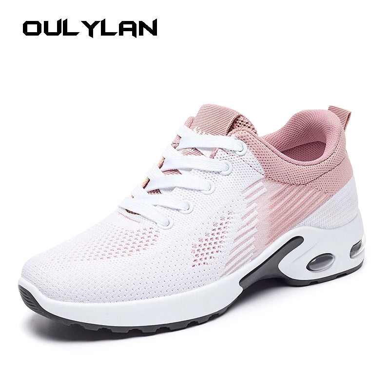 Women's Sports Shoes